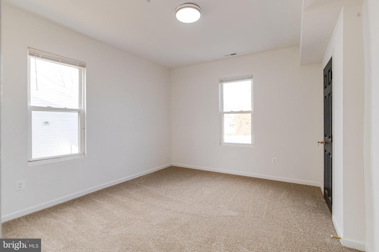 5805 Highgate Drive photo 23