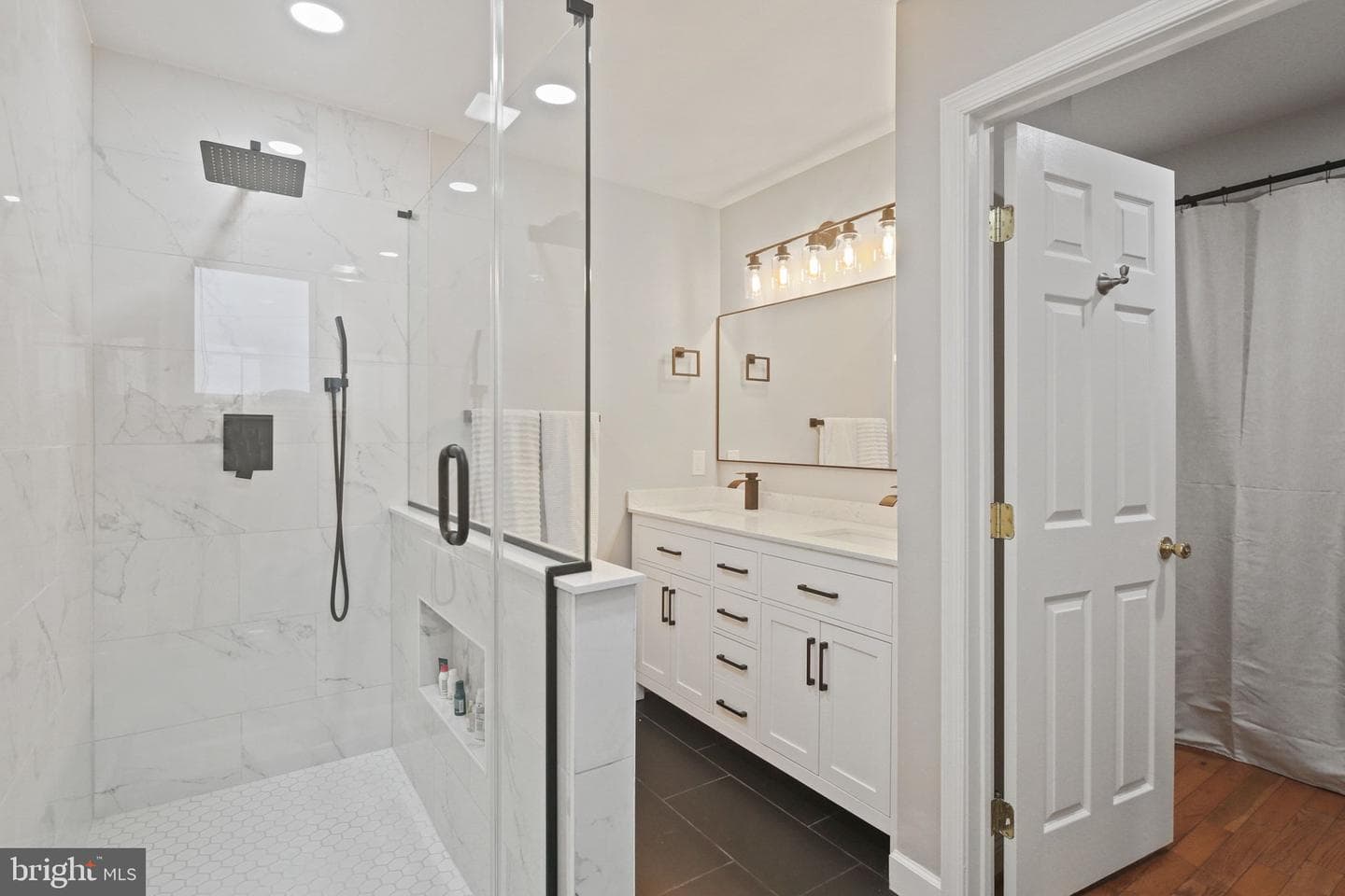 1511 S Charles Street photo 26