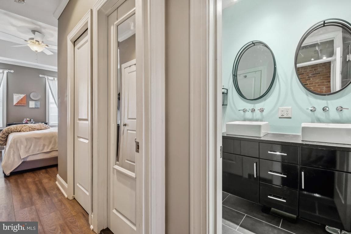 121 S Curley Street photo 23