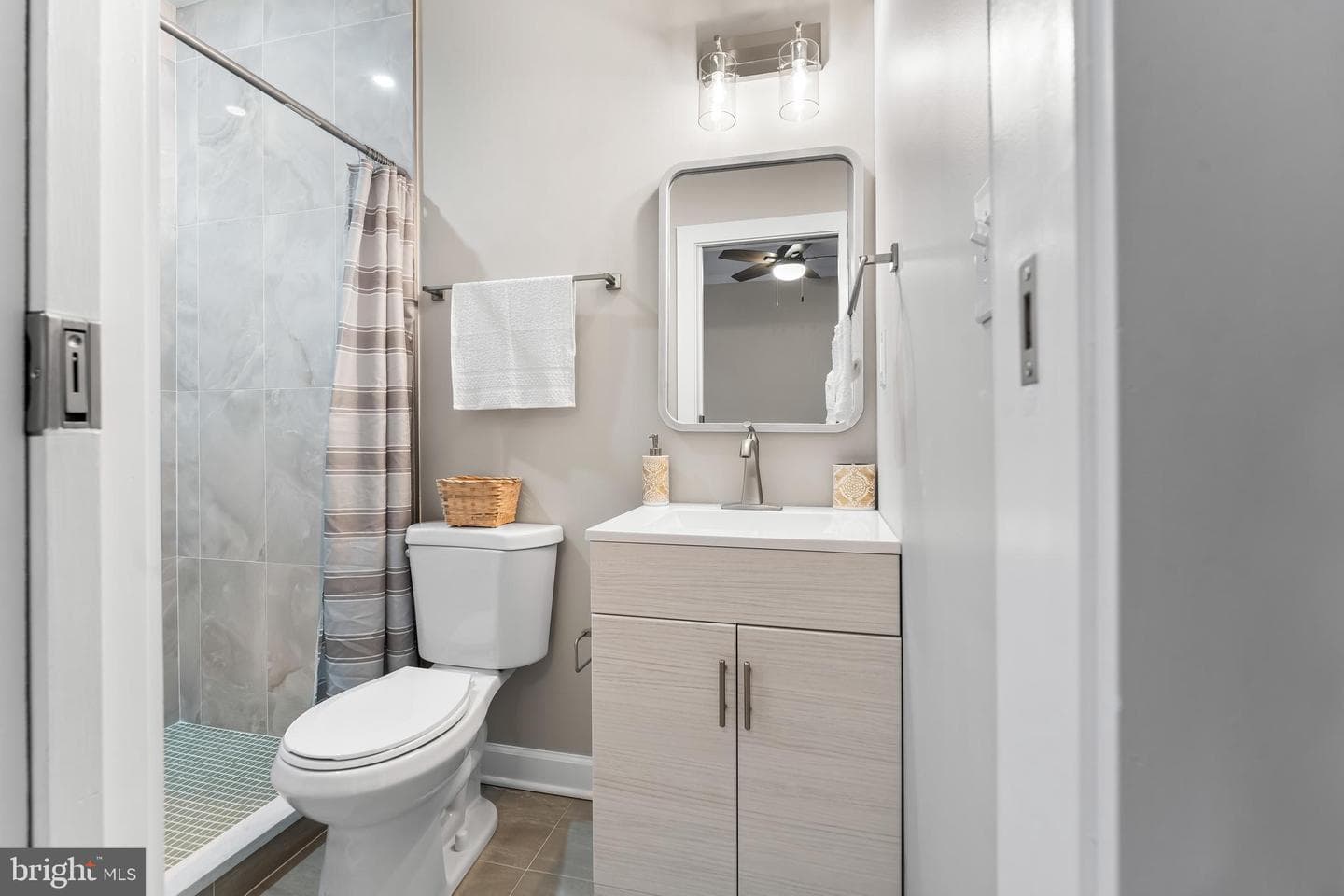 1003 W Fayette Street photo 52