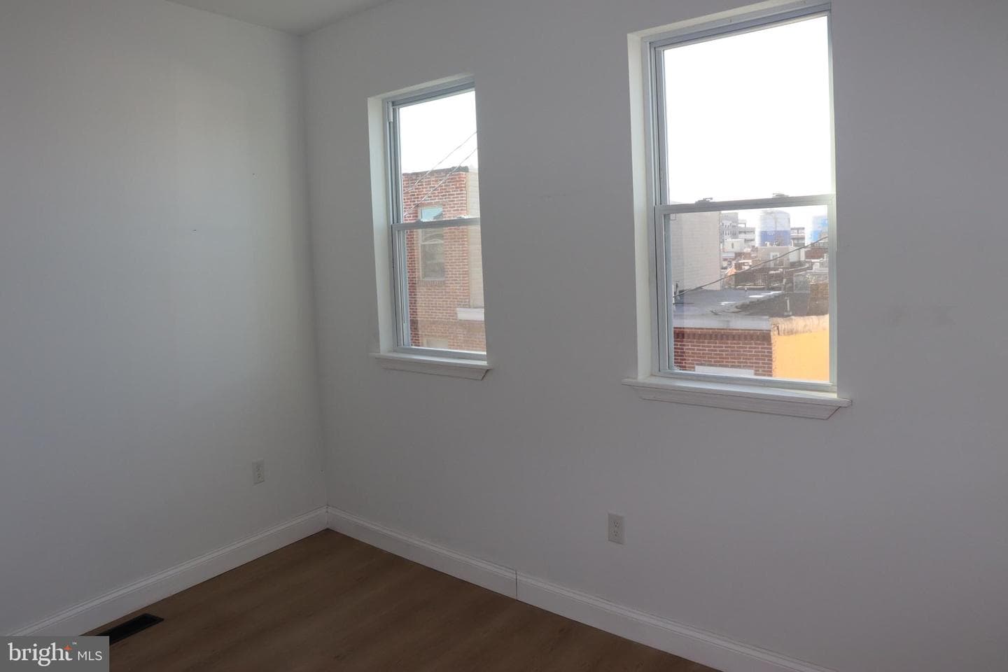 1707 Marshall Street photo 22