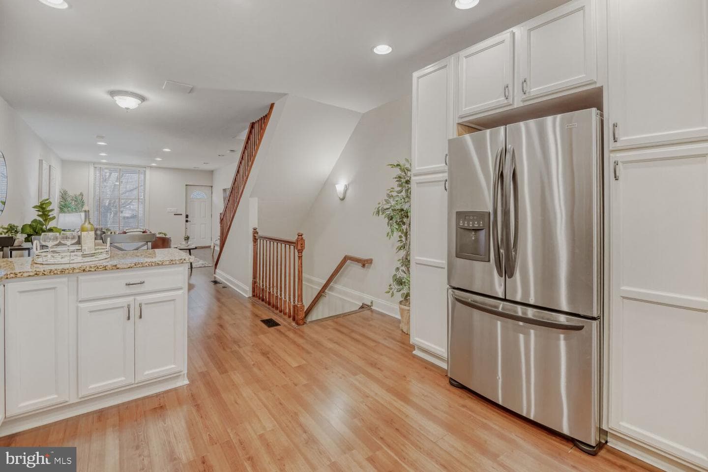 4126 Falls Road photo 8