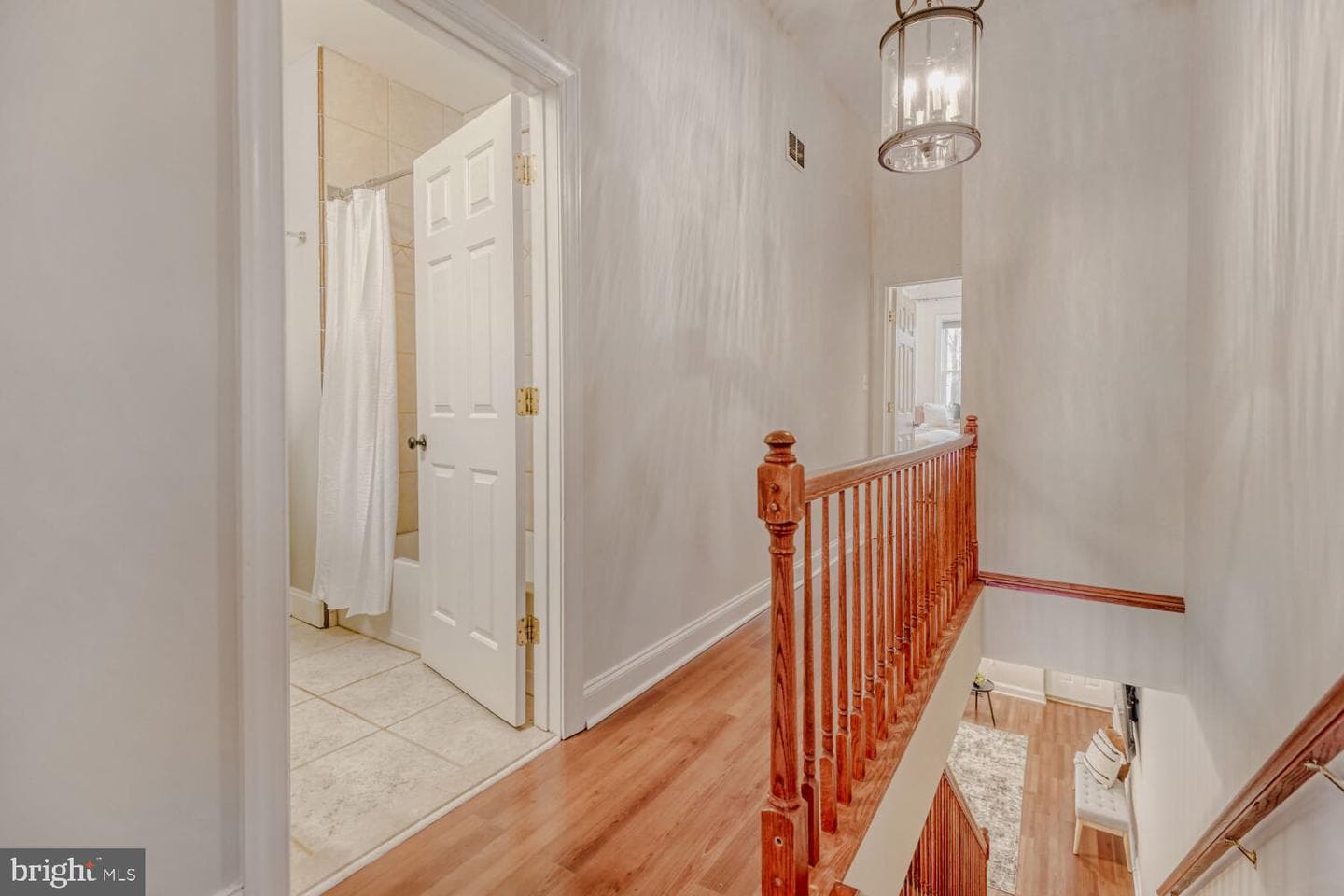 4126 Falls Road photo 9