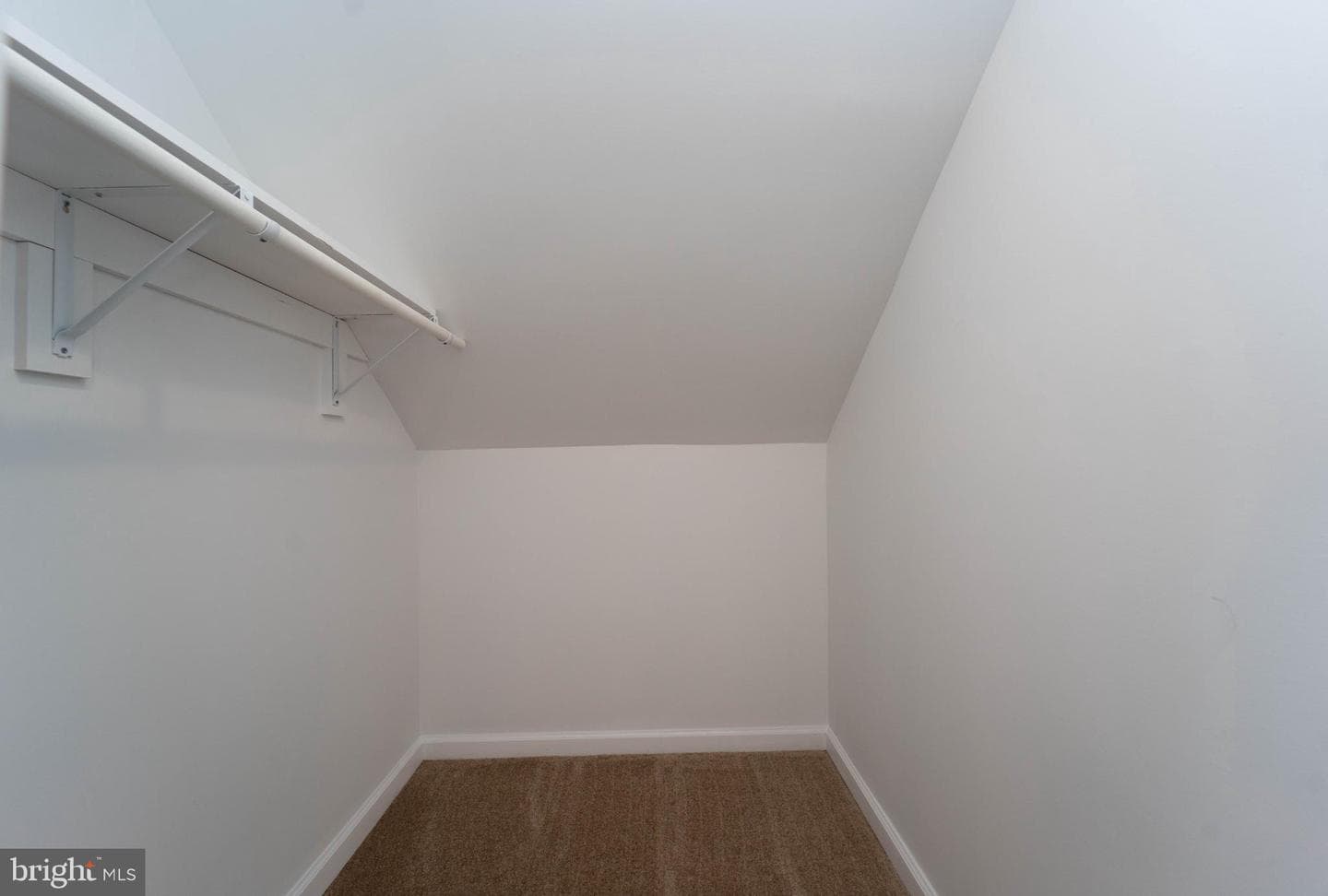5312 Catalpha Road photo 32