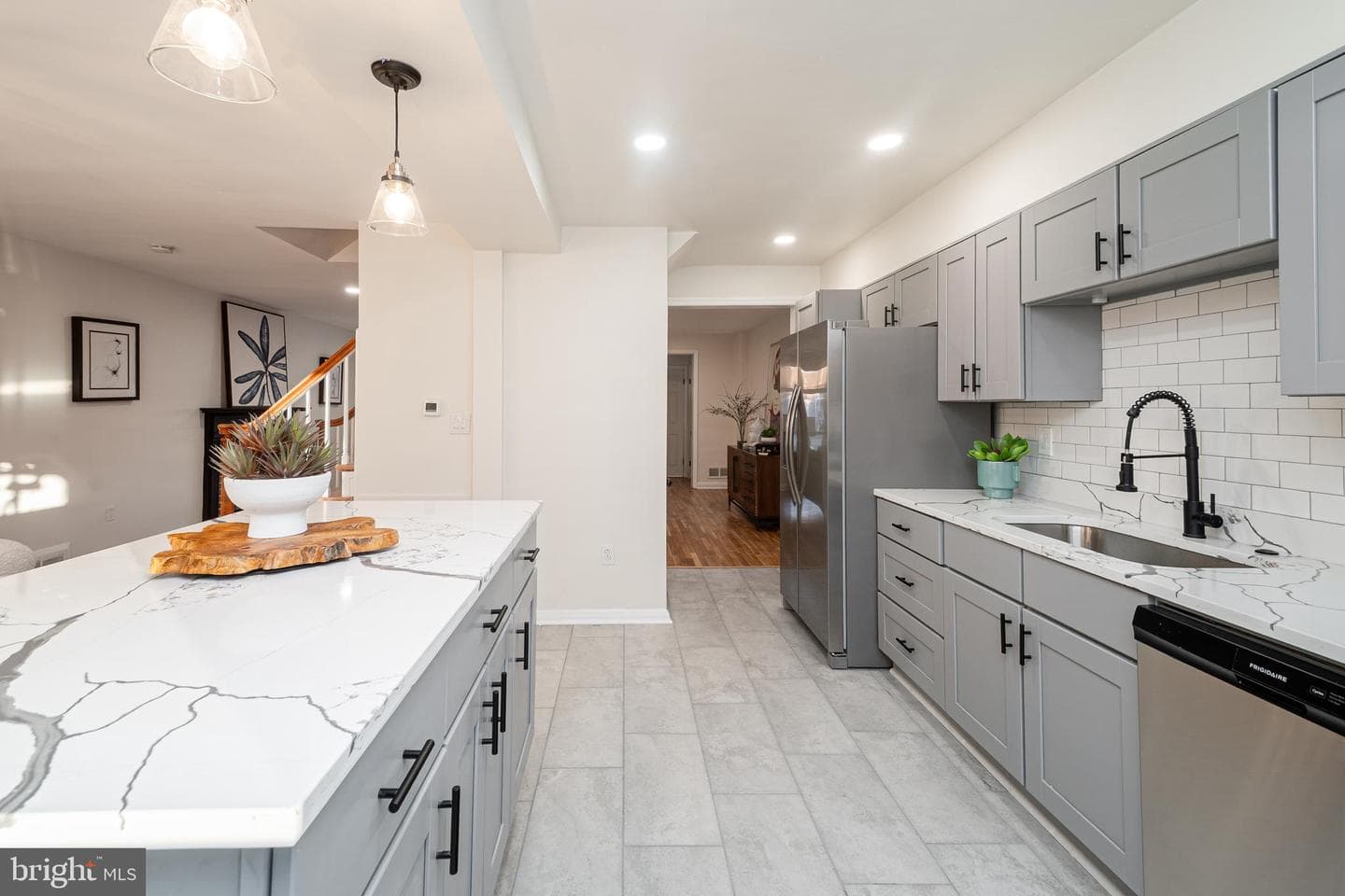 6138 Dunroming Road photo 9