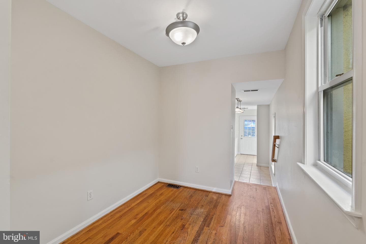 1239 W Lombard Street photo 7