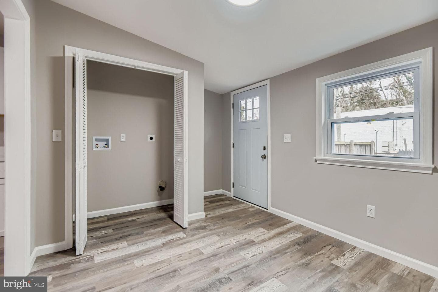 3654 Malden Avenue photo 23