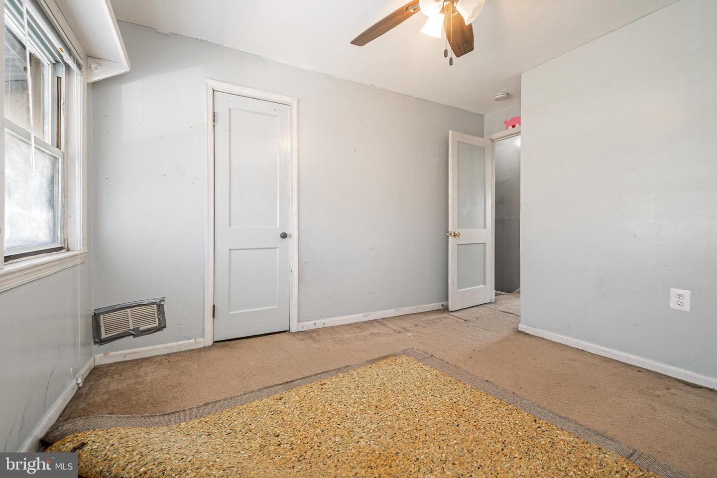 1217 Anglesea Street photo 14