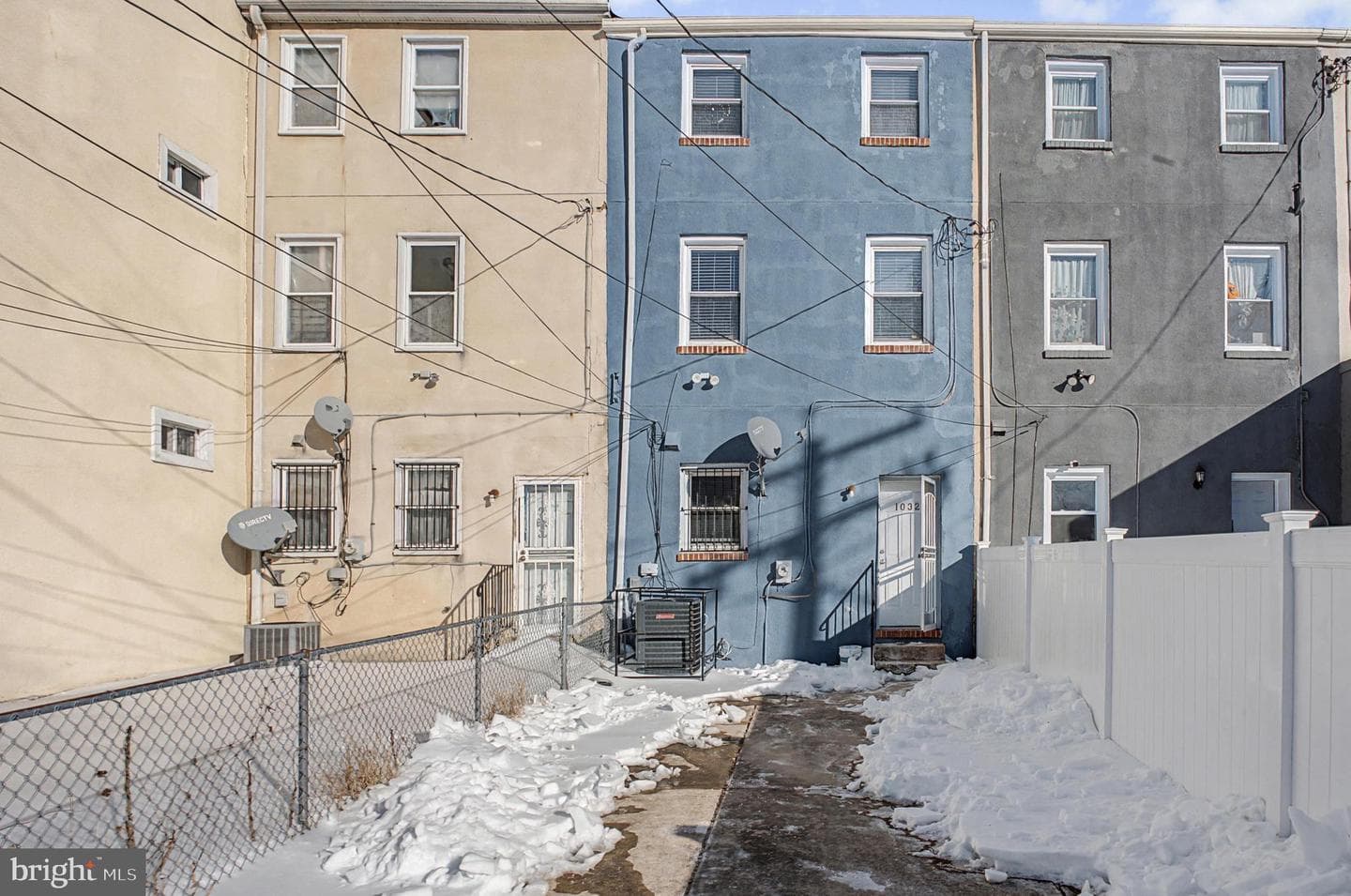 1032 N Broadway photo 27