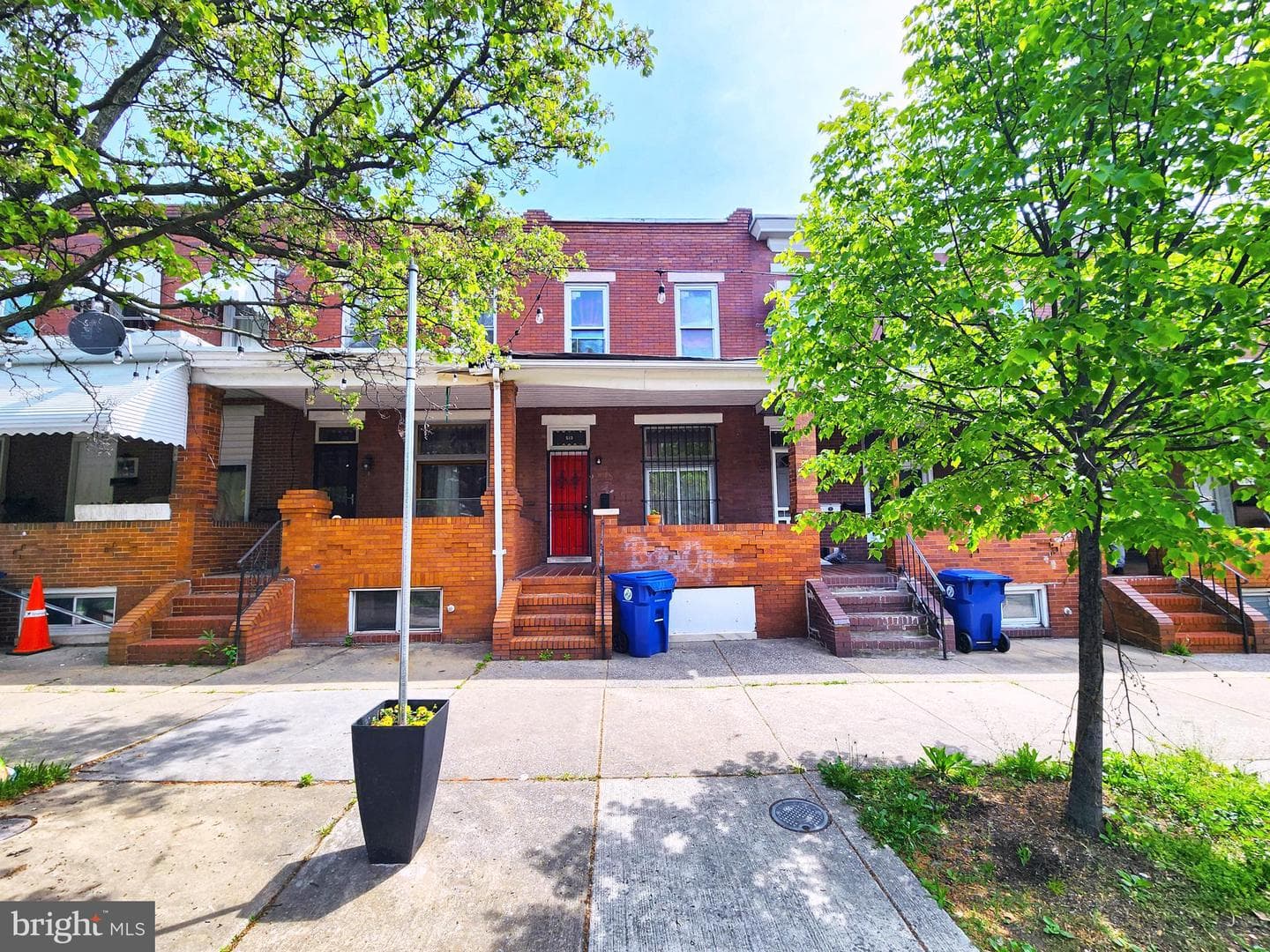 513 N Ellwood Avenue