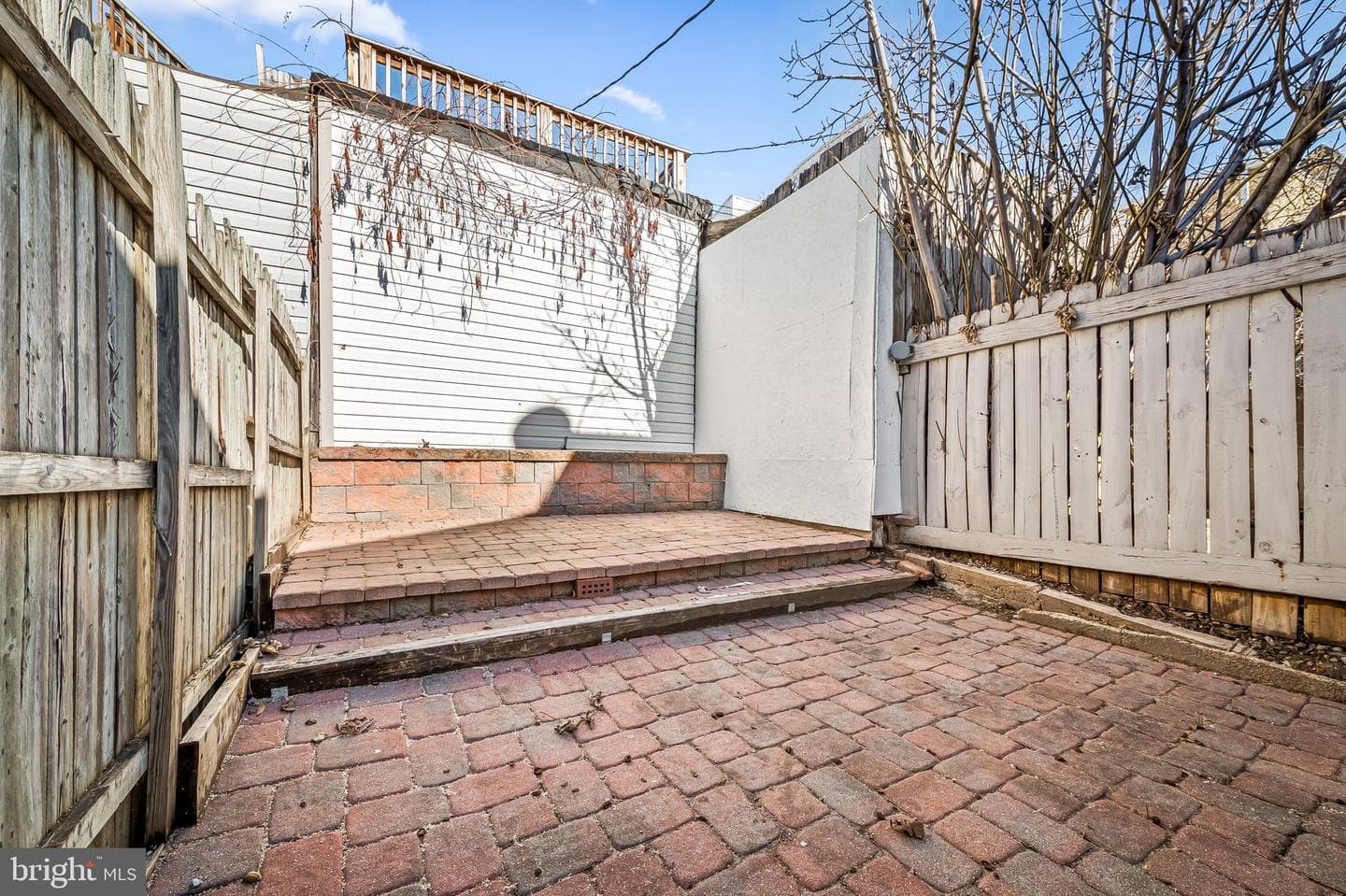 2234 Fleet Street photo 21