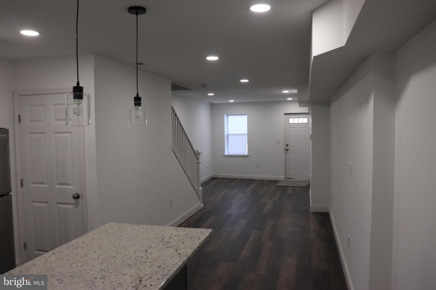 1710 Light Street photo 5