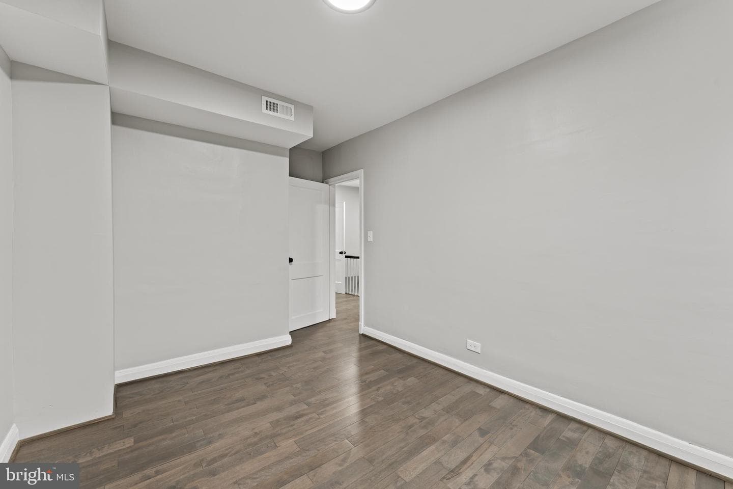 2422 Shirley Avenue photo 15