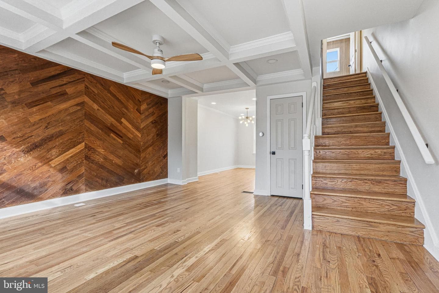 1326 Tompkins Street photo 2
