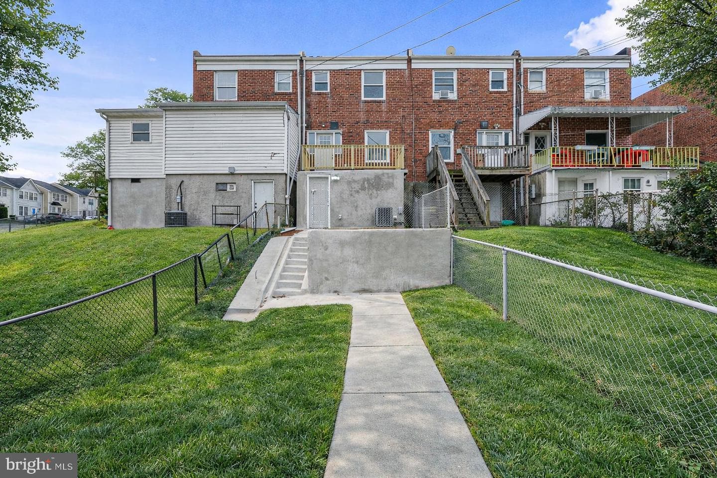 1326 Tompkins Street photo 31
