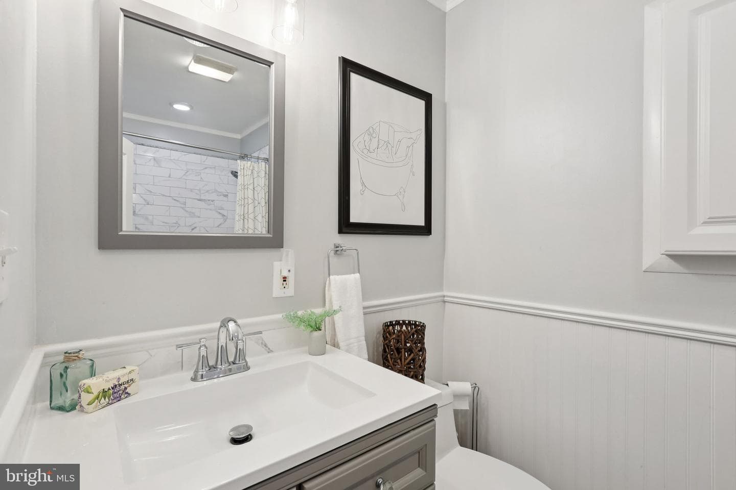 510 S Ellwood Avenue photo 19