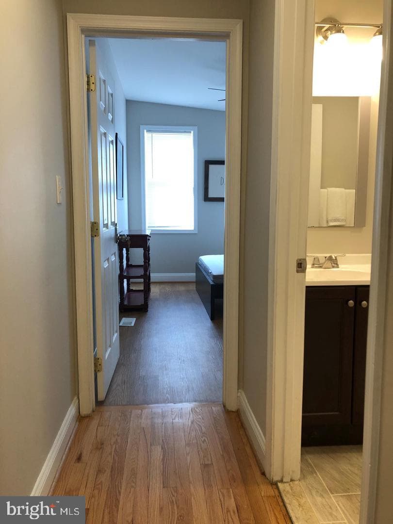 402 N Chester Street photo 10