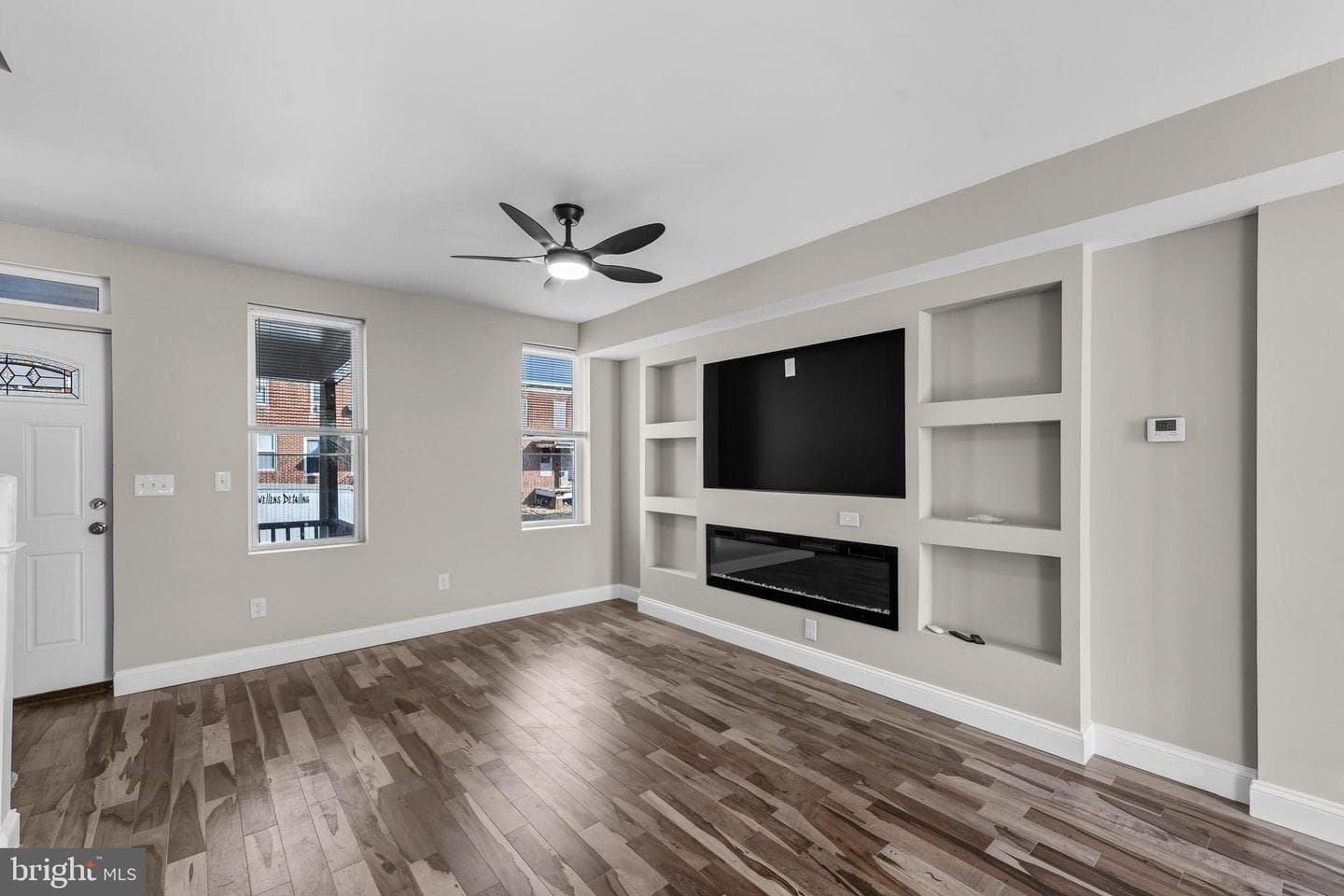 3307 Ravenwood Avenue photo 8