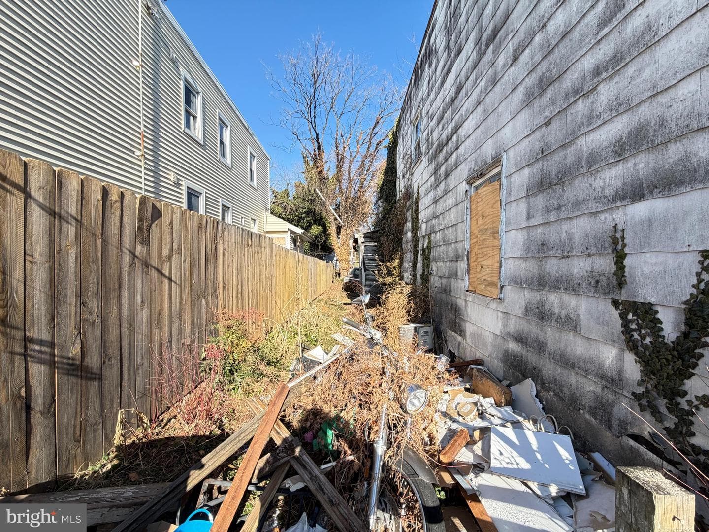 1140 Montpelier Street photo 11