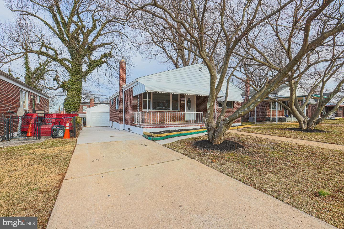 5512 Cadillac Avenue photo 1