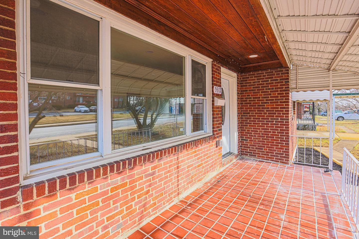 5512 Cadillac Avenue photo 11