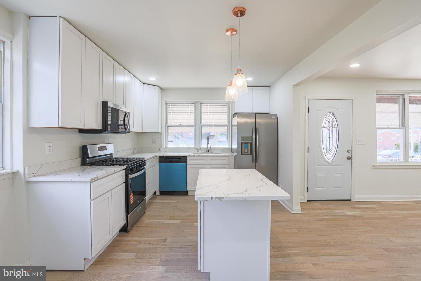 5512 Cadillac Avenue photo 23
