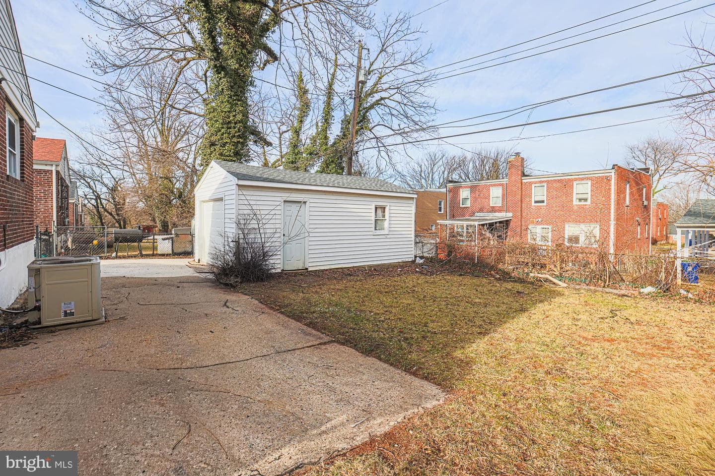 5512 Cadillac Avenue photo 5