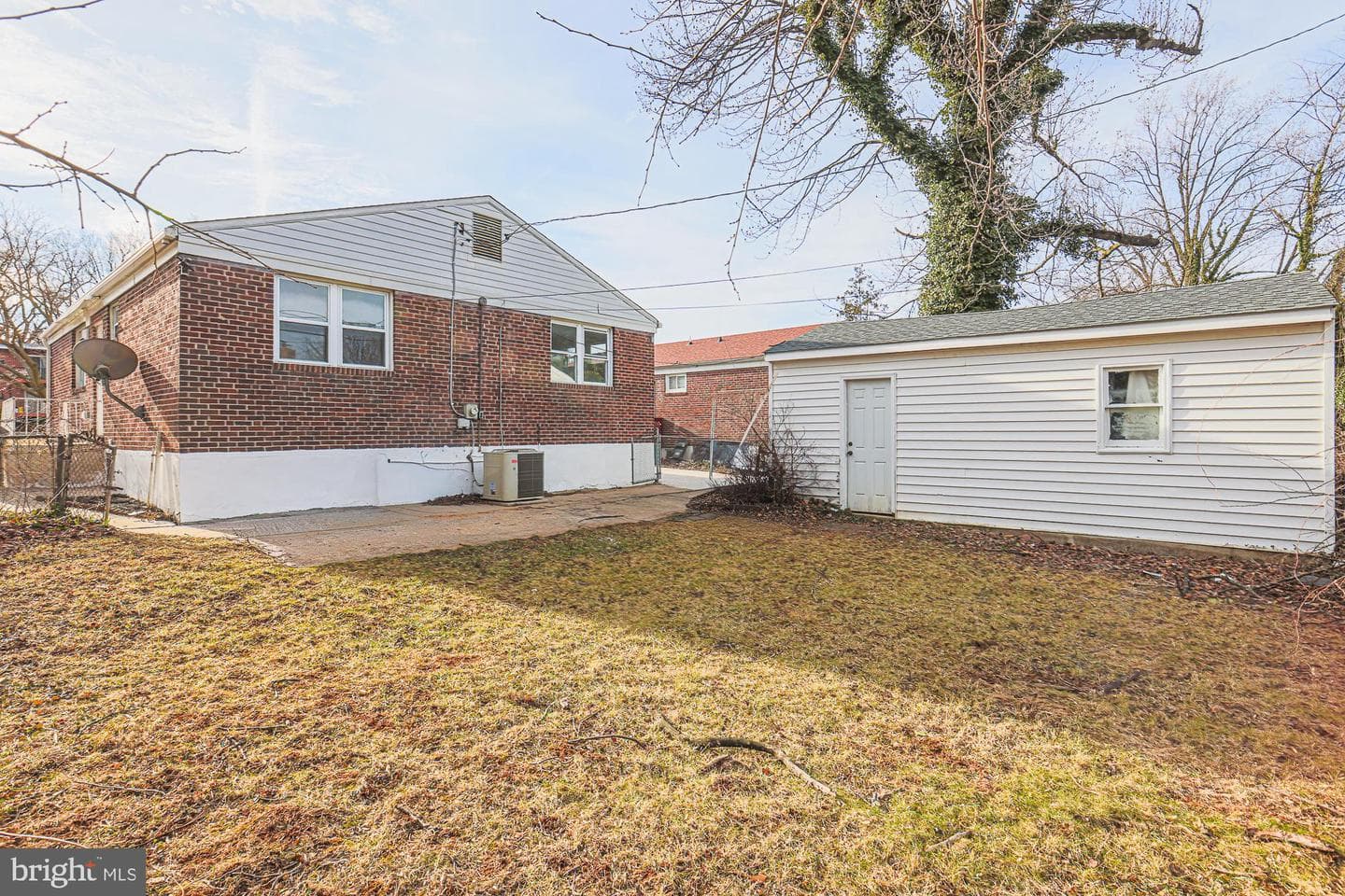 5512 Cadillac Avenue photo 6