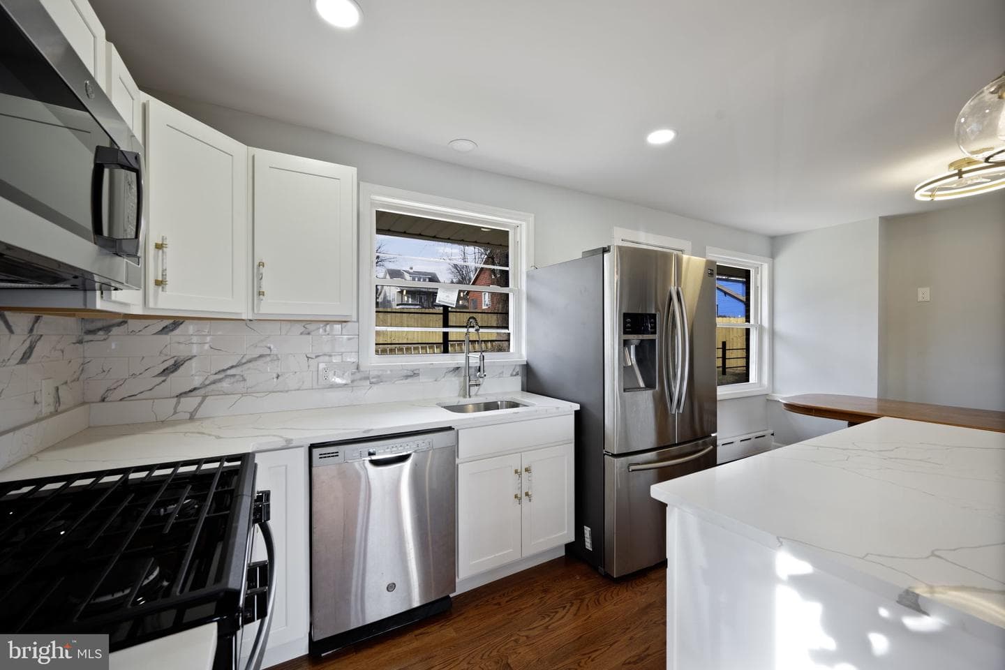4001 Parkwood Avenue photo 12