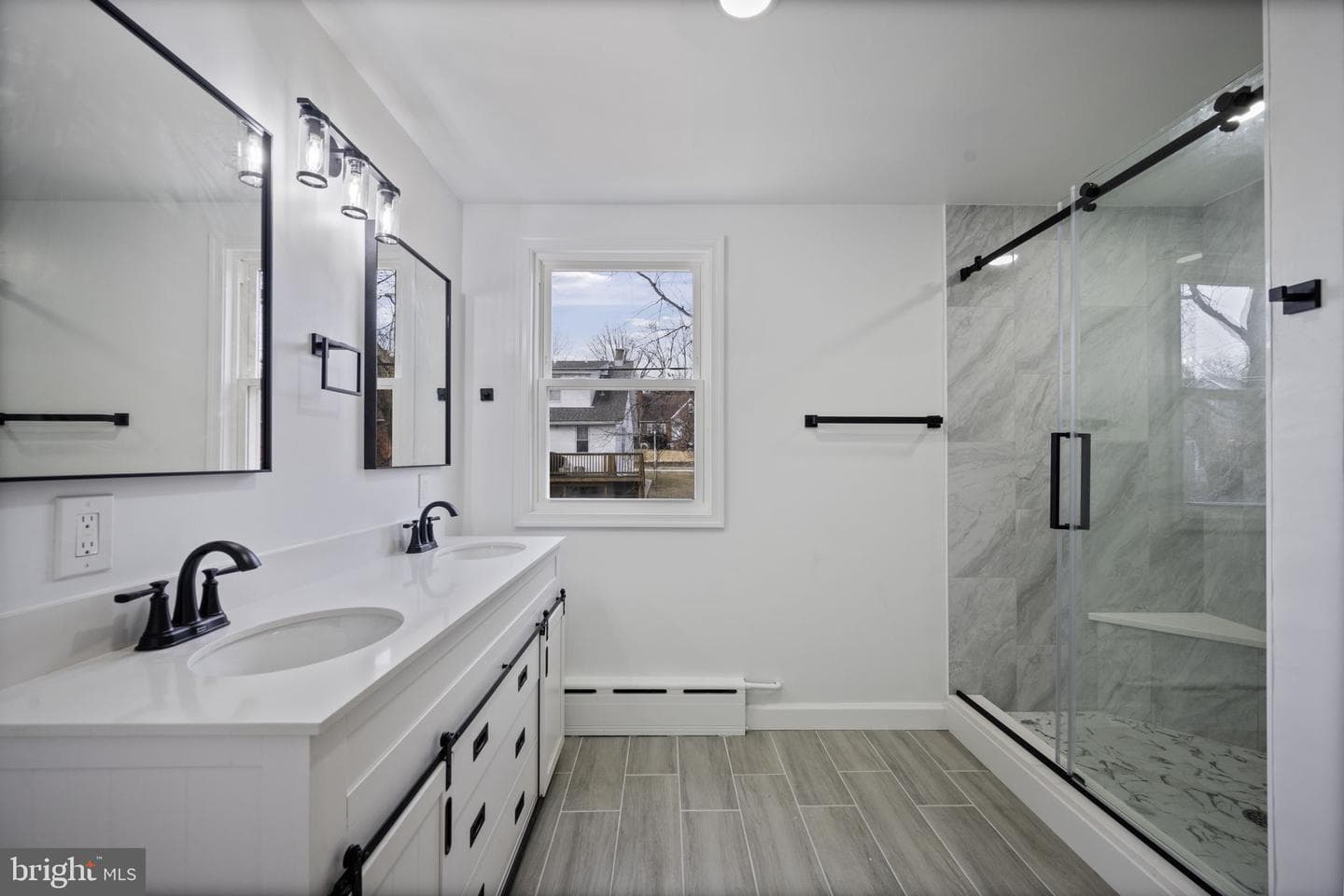 4001 Parkwood Avenue photo 23