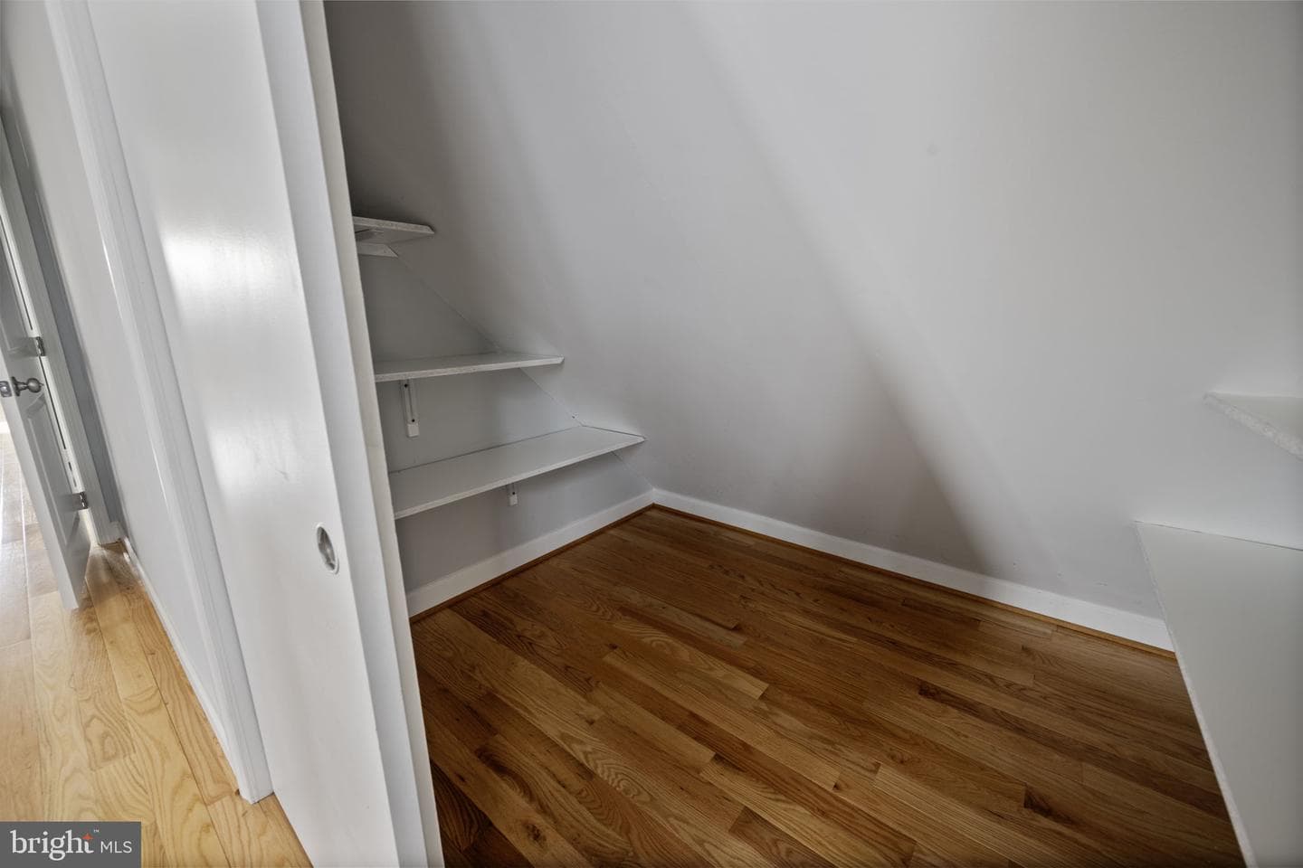 4001 Parkwood Avenue photo 37