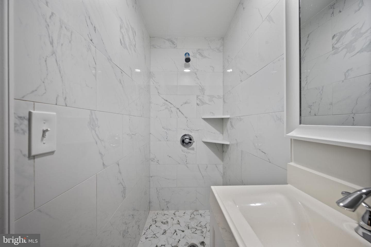 4001 Parkwood Avenue photo 47