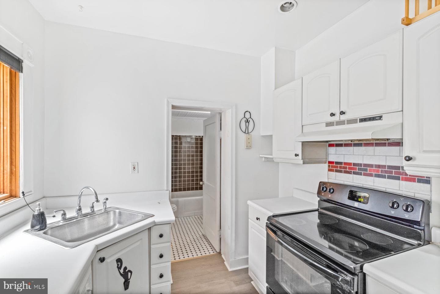 509 S Collington Avenue S photo 15