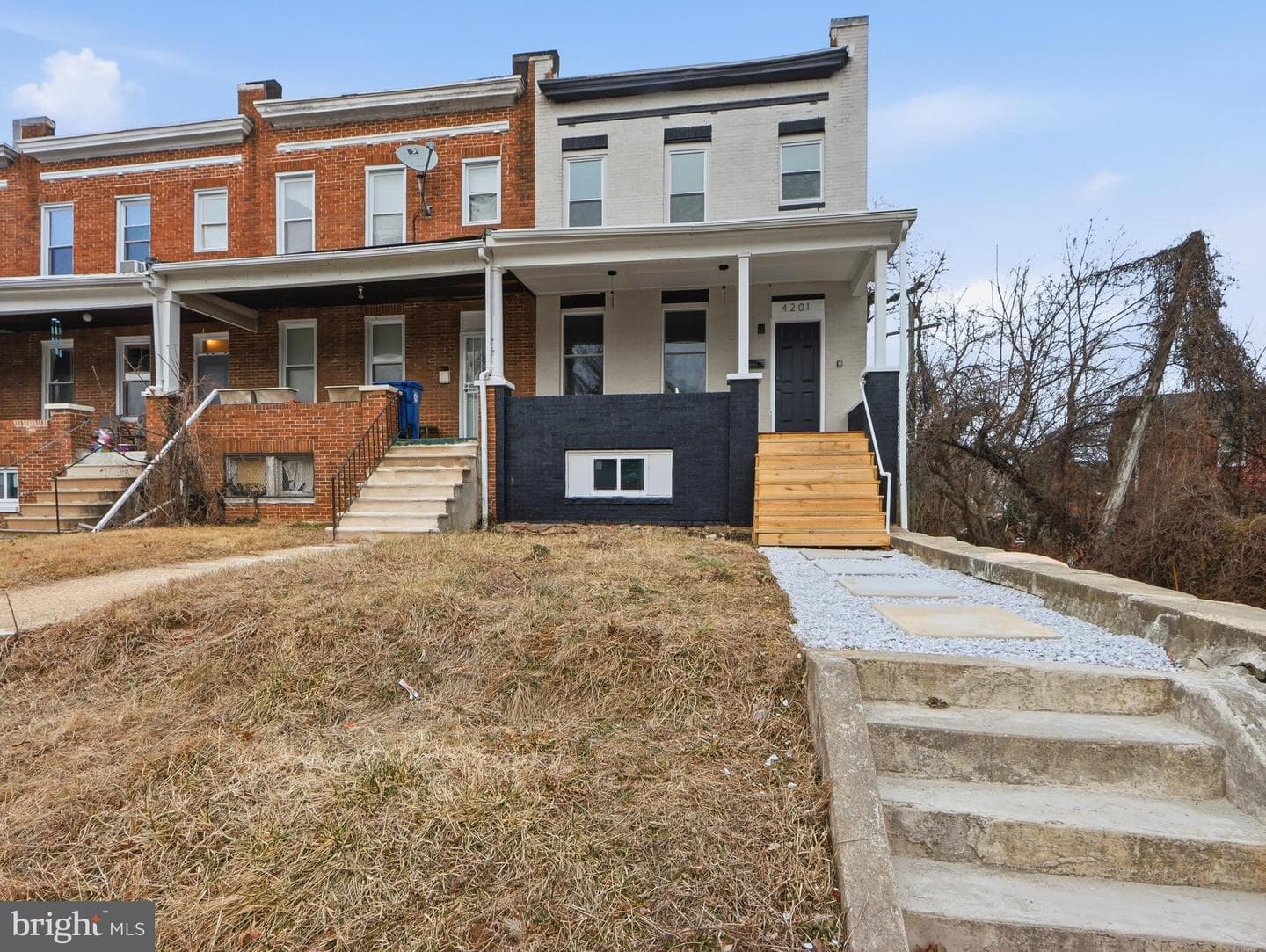 4201 Ivanhoe Avenue photo 1