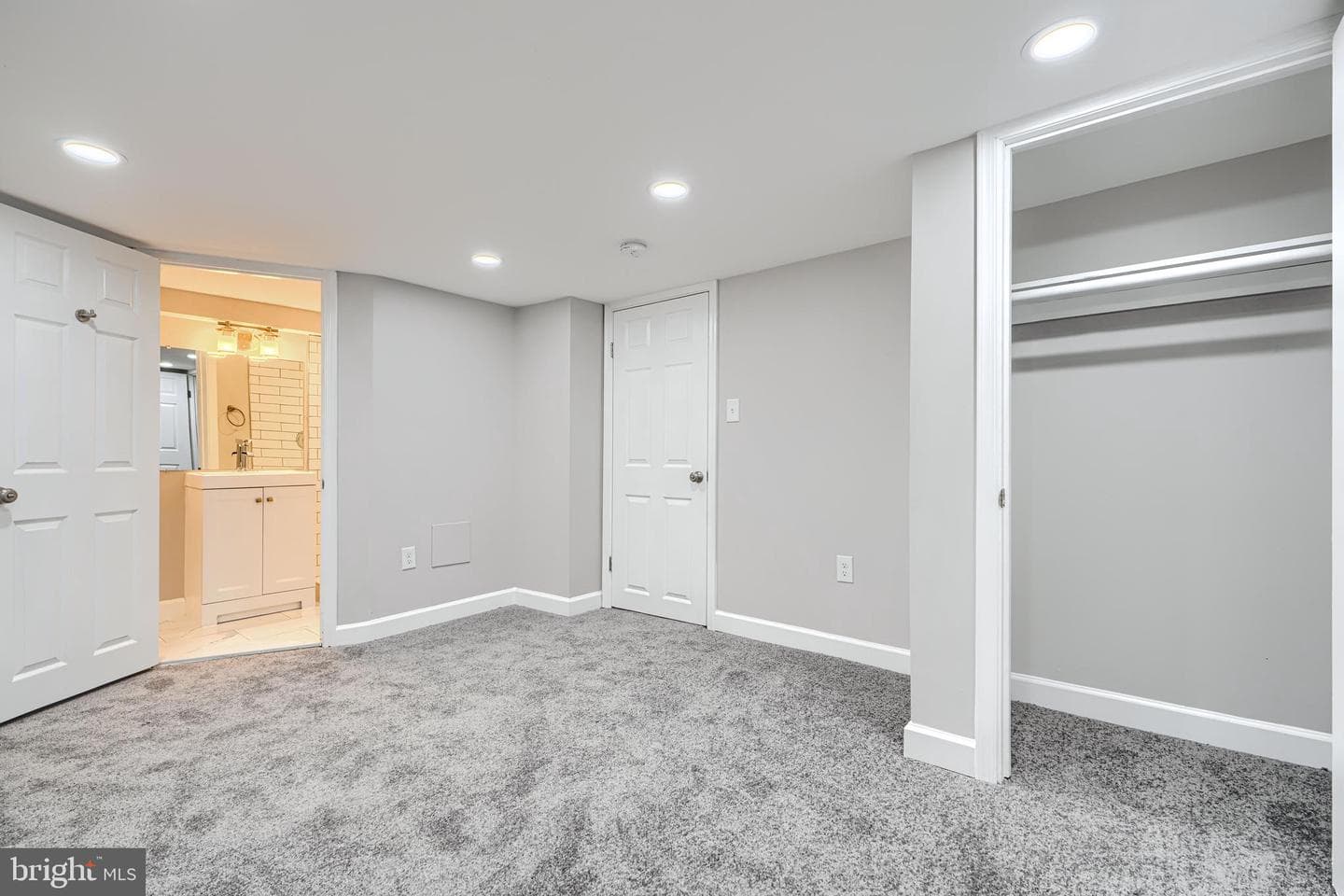 3953 Wilsby Avenue photo 17