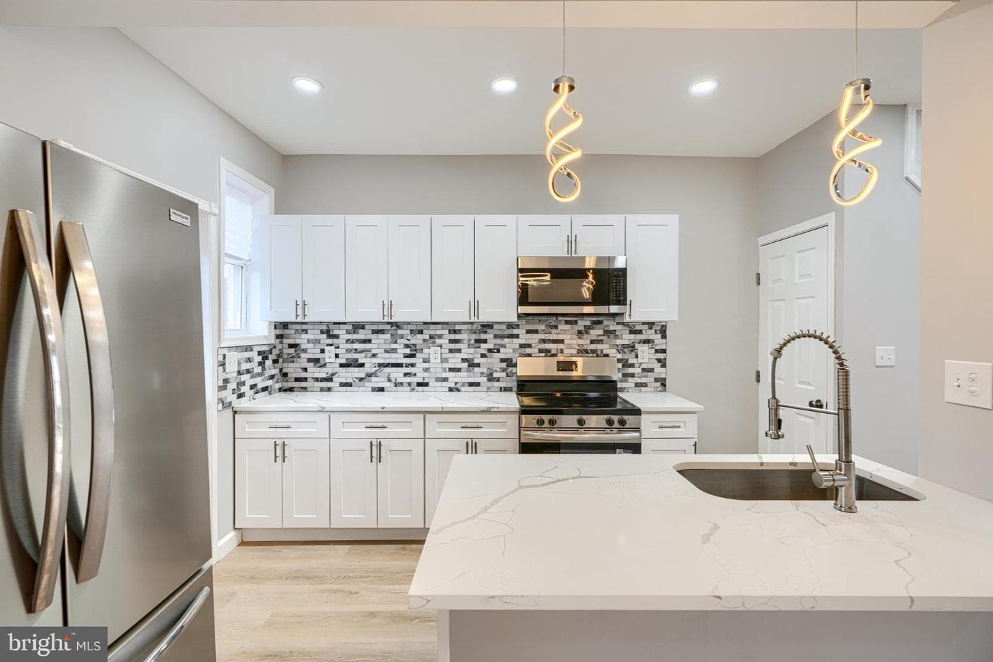 3953 Wilsby Avenue photo 4