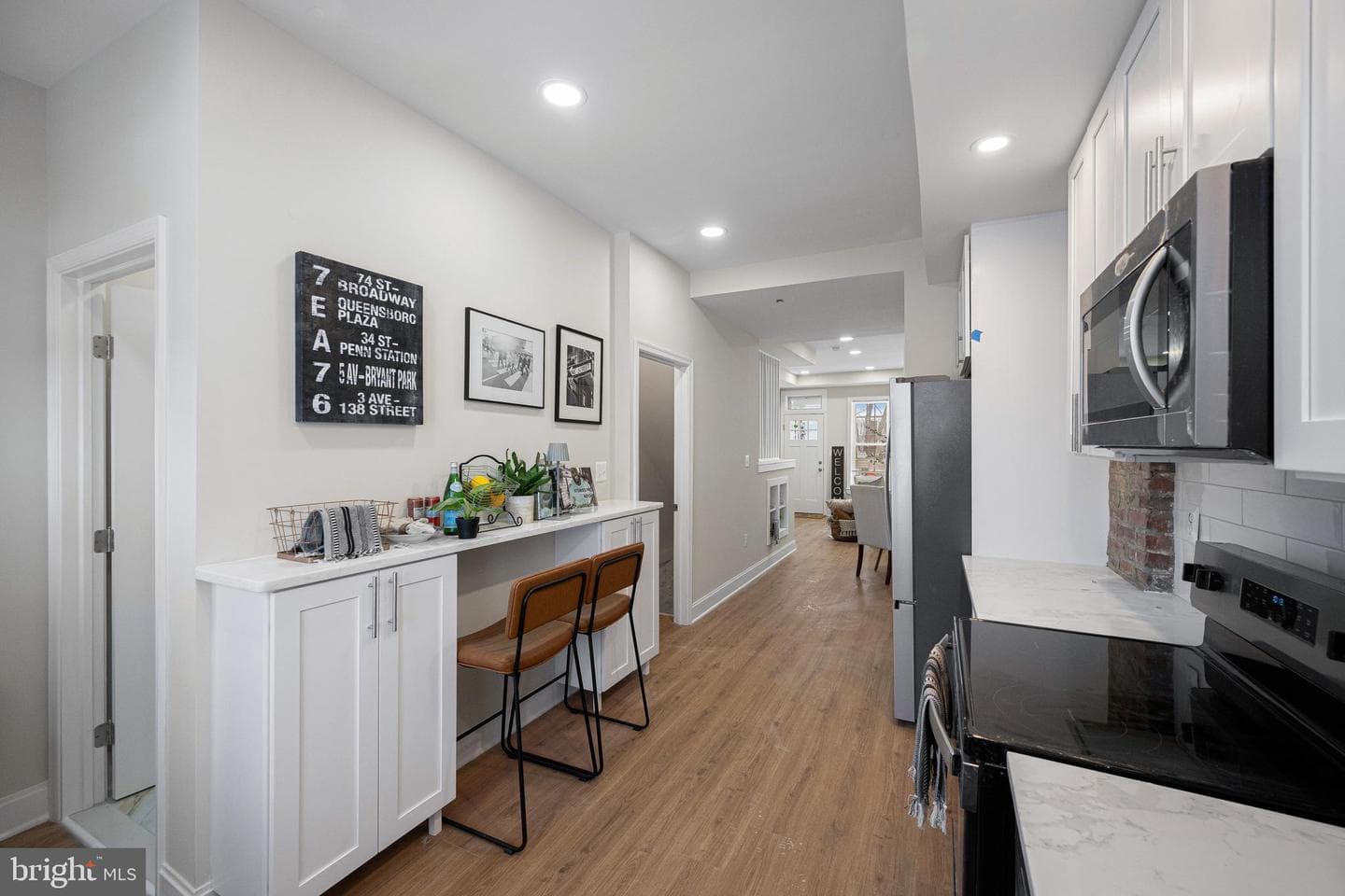 2323 Sidney Avenue photo 11
