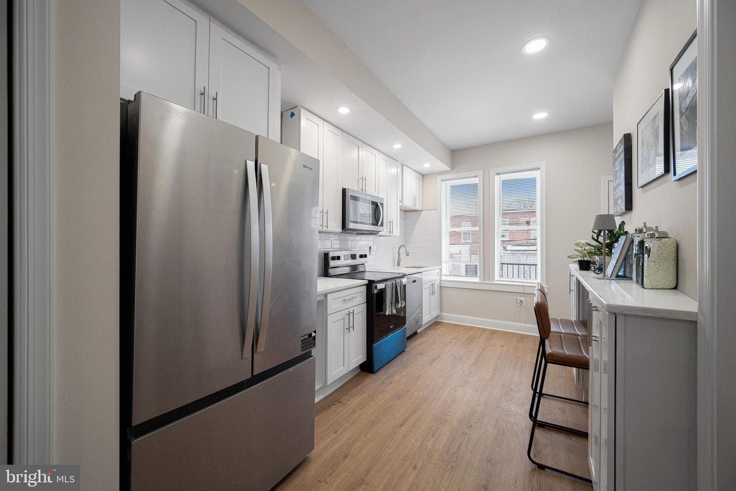 2323 Sidney Avenue photo 8