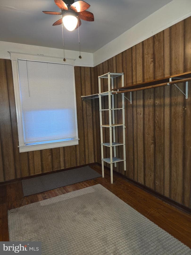 611 Allendale Street photo 14