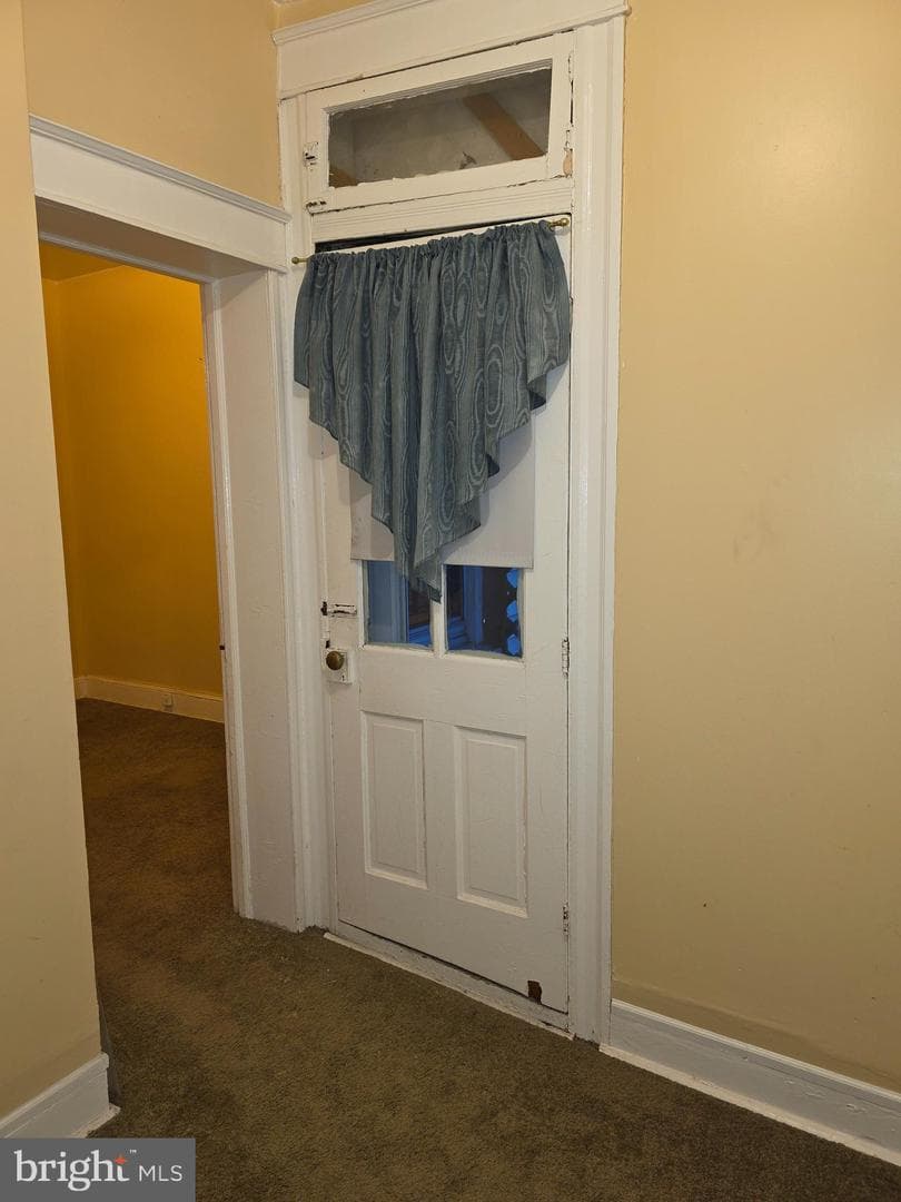 611 Allendale Street photo 8
