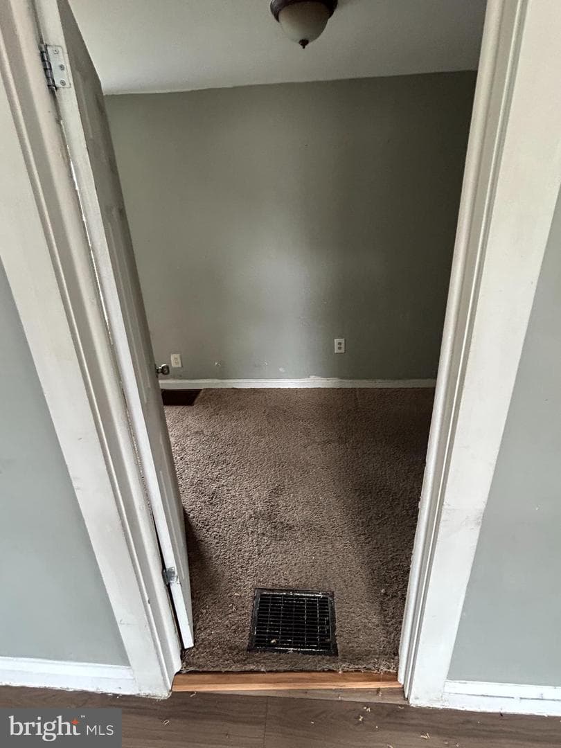 1137 Monroe Circle photo 4