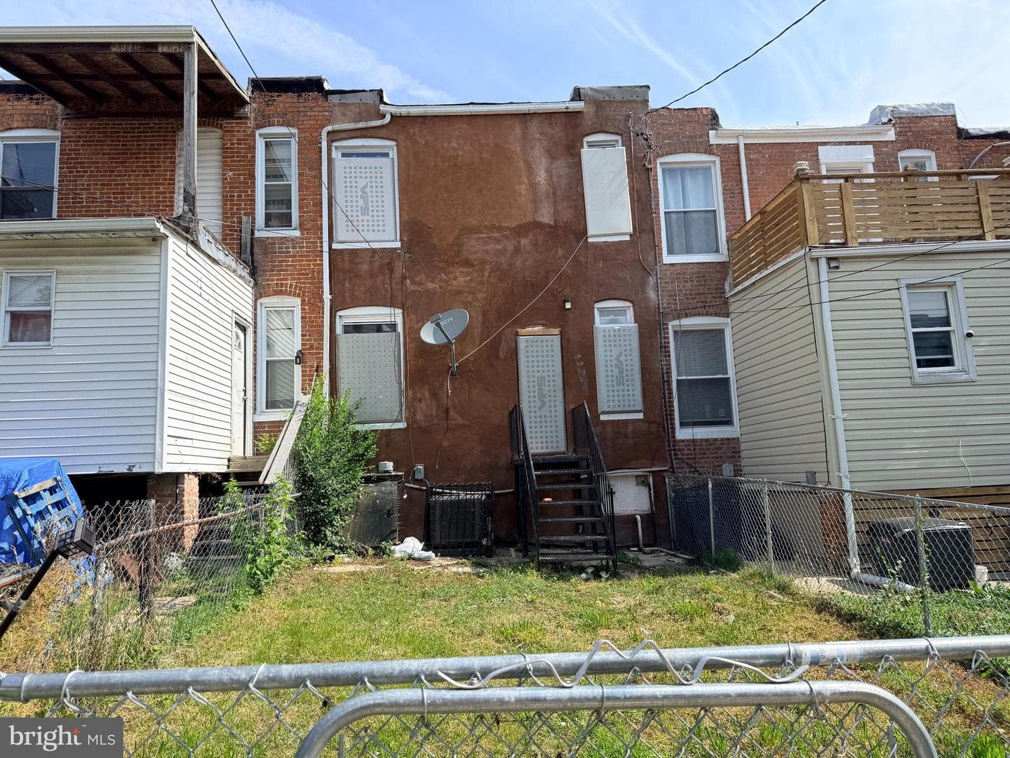 517 Chateau Avenue photo 23