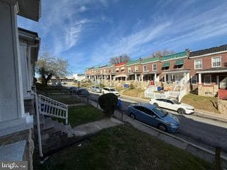517 Chateau Avenue photo 4