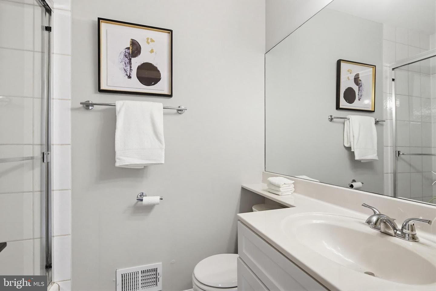 22 N Streeper Street photo 5