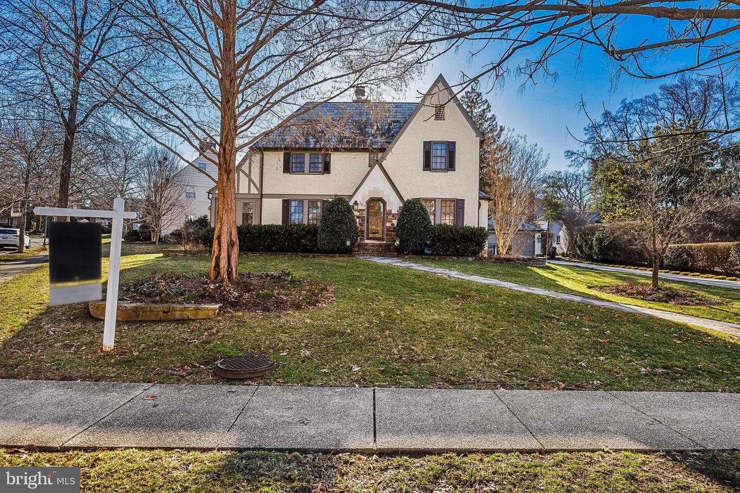 307 E Highfield Rd photo 3