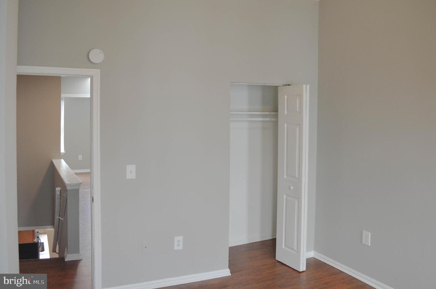1145 W Cross Street photo 12