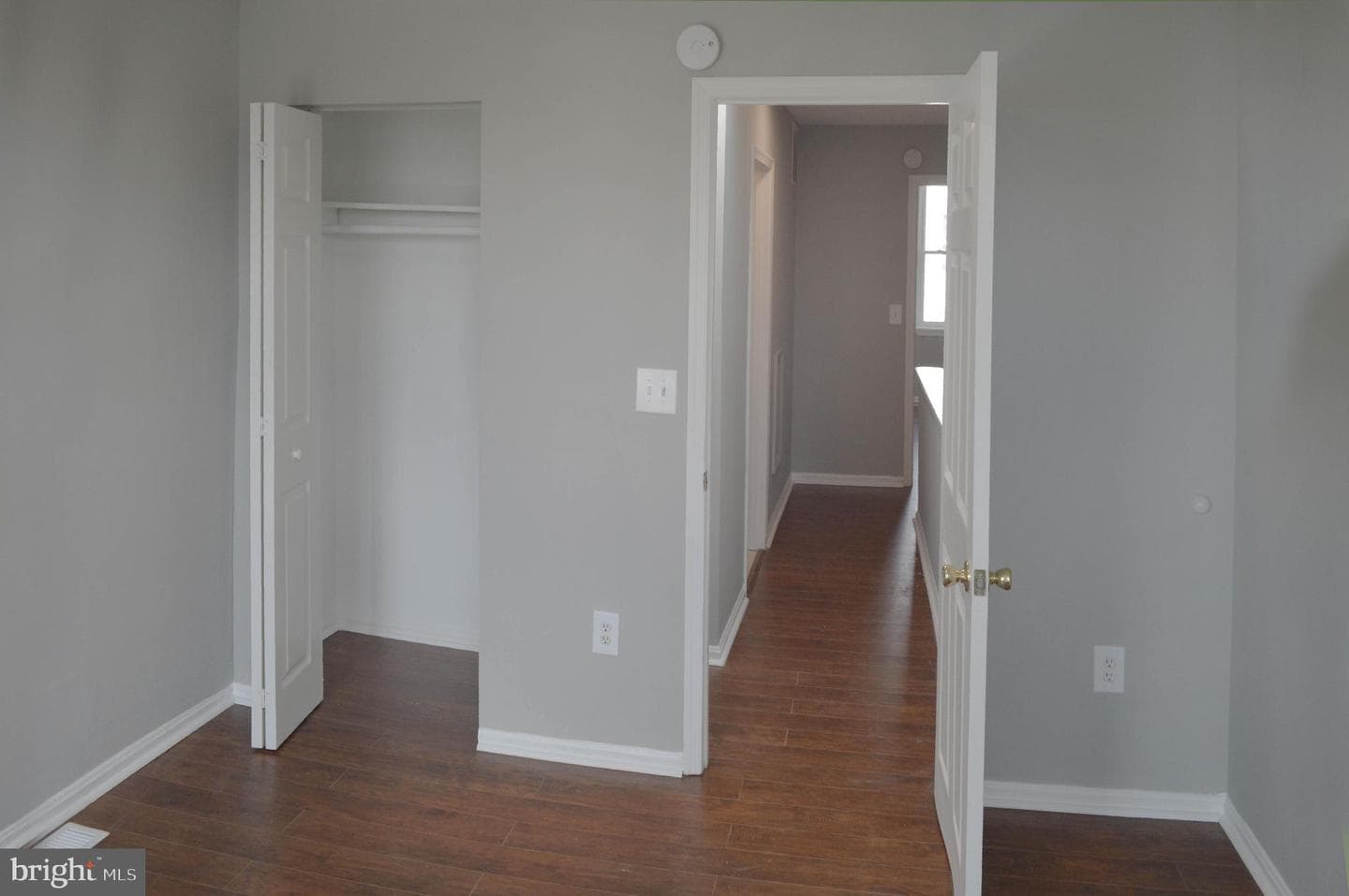 1145 W Cross Street photo 18