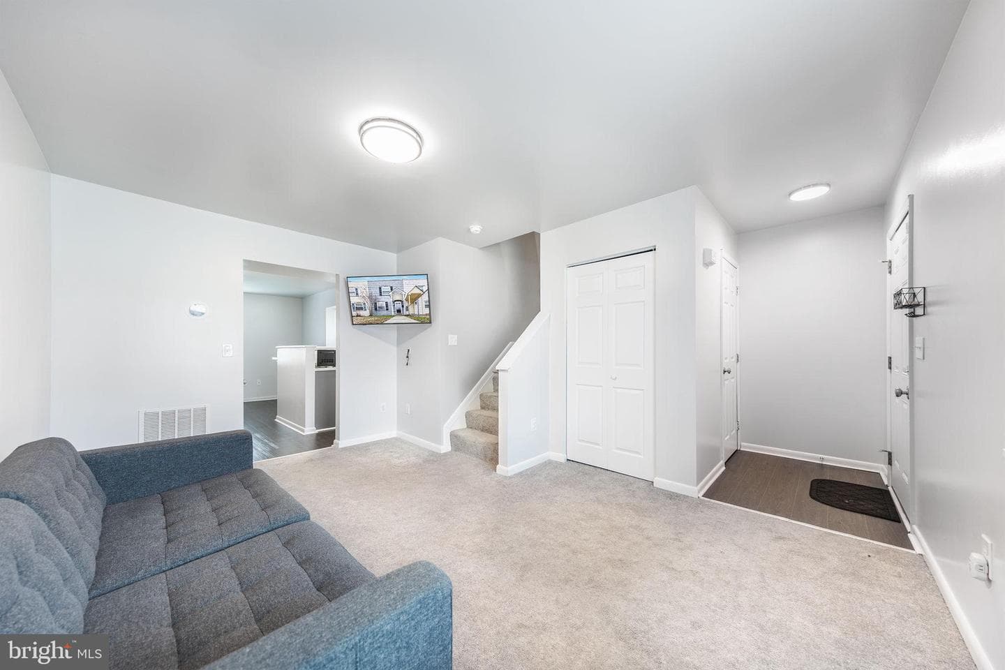 916 Jack Street photo 6