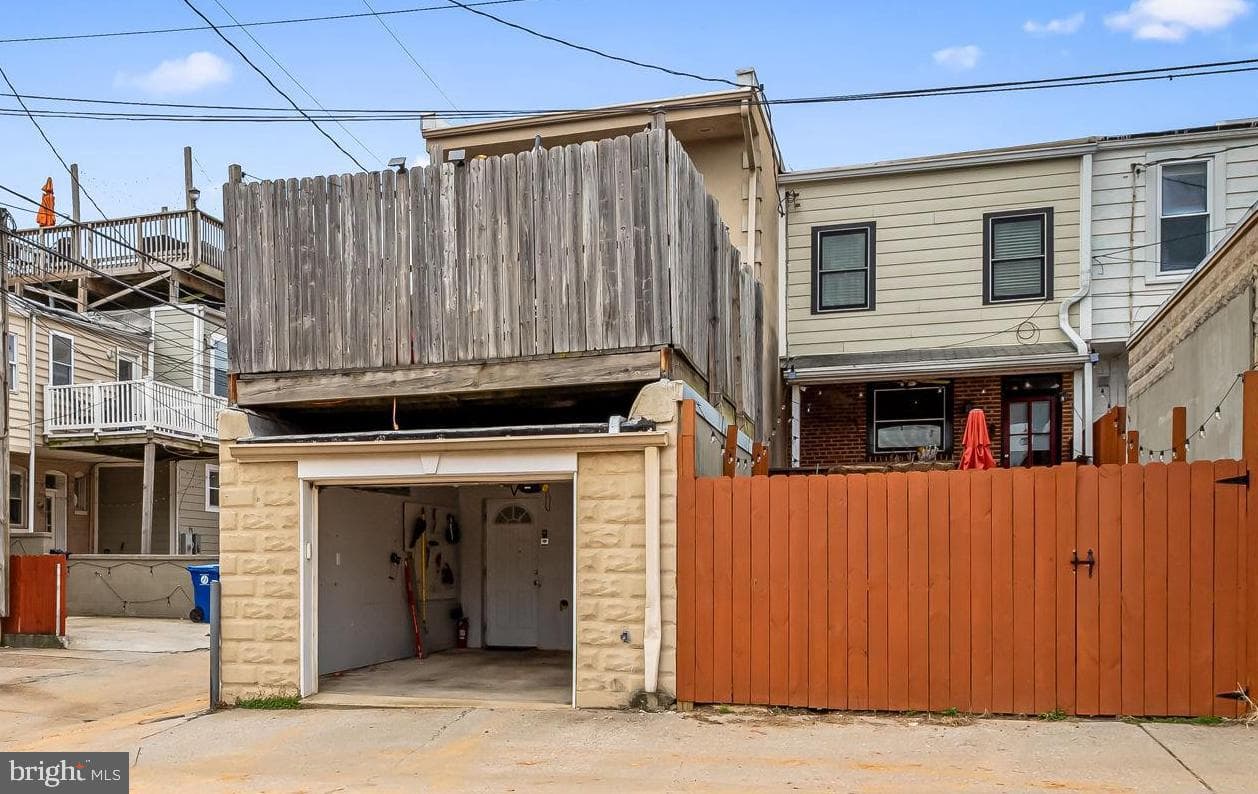 719 S Eaton Street photo 42