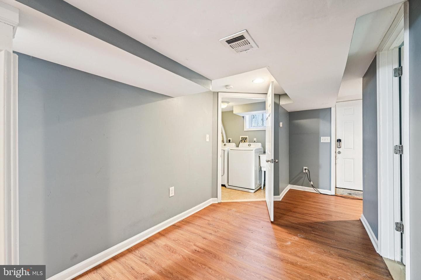 1215 Cooks Lane photo 36